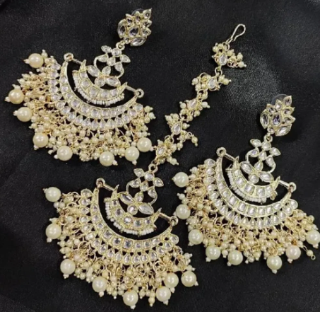 Kundan Pearl Mangtika & Earing