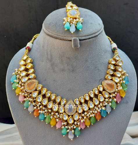 Kundankari Jewellery Set