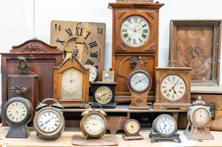 Antique Clock & Timepieces