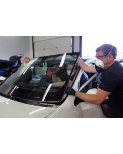 Auto Glass Technician